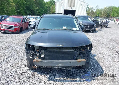 2011 Jeep Compass Limited из США, поврежденный, VIN 1J4NF5FB2BD165306